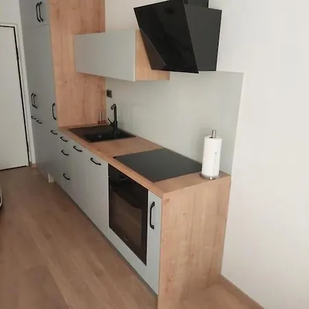 Apartamento G-in-st *